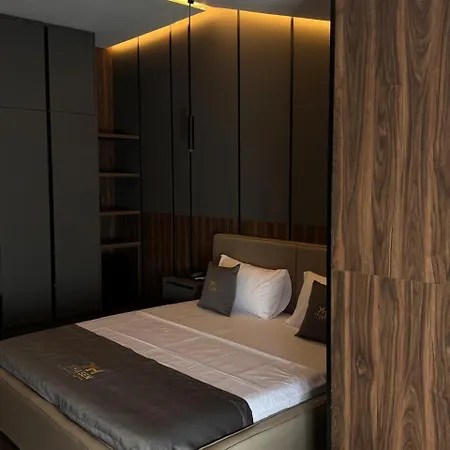 Xhasen Hotel&café Tirana