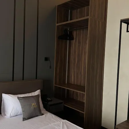 Xhasen Hotel&café Hotel Tirana