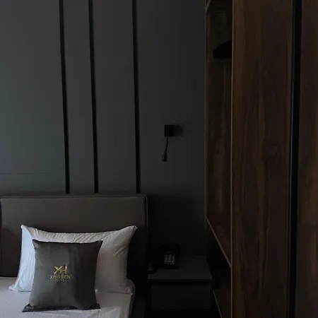 Hotel Xhasen Hotel&café Tirana