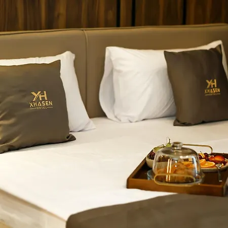 Hotel Xhasen Hotel&café *