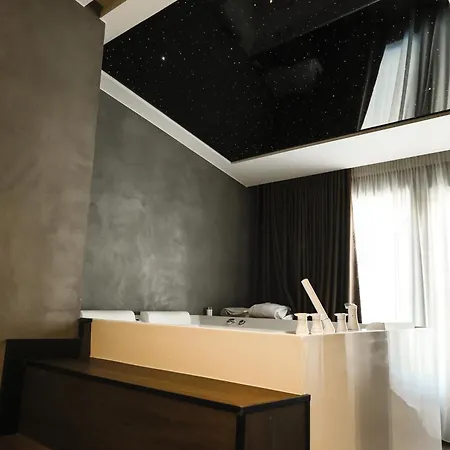 Xhasen Hotel&café *